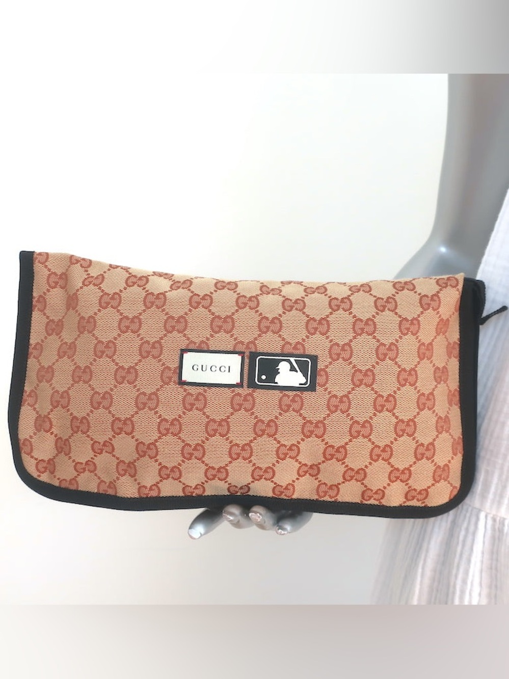 Gucci x MLB GG Canvas Toiletry Bag - Picture 1 of 14